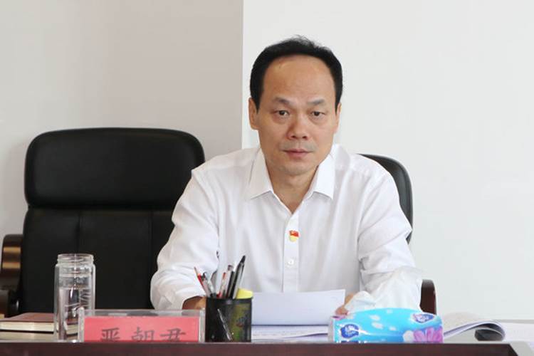 说明: http://www.gzswtzb.org.cn/editor/attached/image/20190827/20190827092818_9383.jpg 说明: http://www.gzswtzb.org.cn/editor/attached/image/20190827/20190827092818_9383.jpg